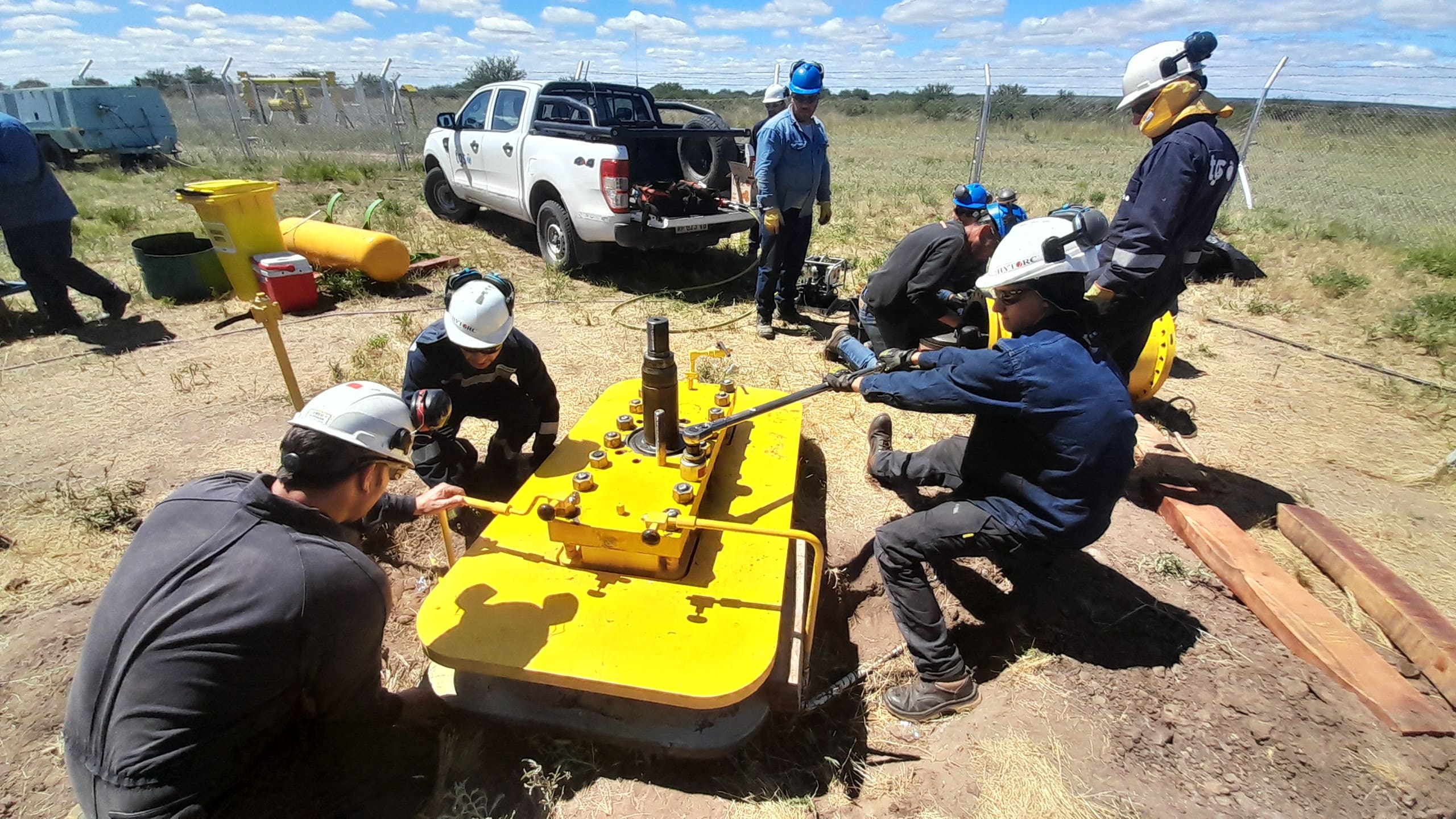 irb sa Ingeniería y Representaciones Bahienses Venta alquiler equipos insumos industriales torqueo Montaje industrial Taller autorizado soldadura hytorc lincoln electric maus italia