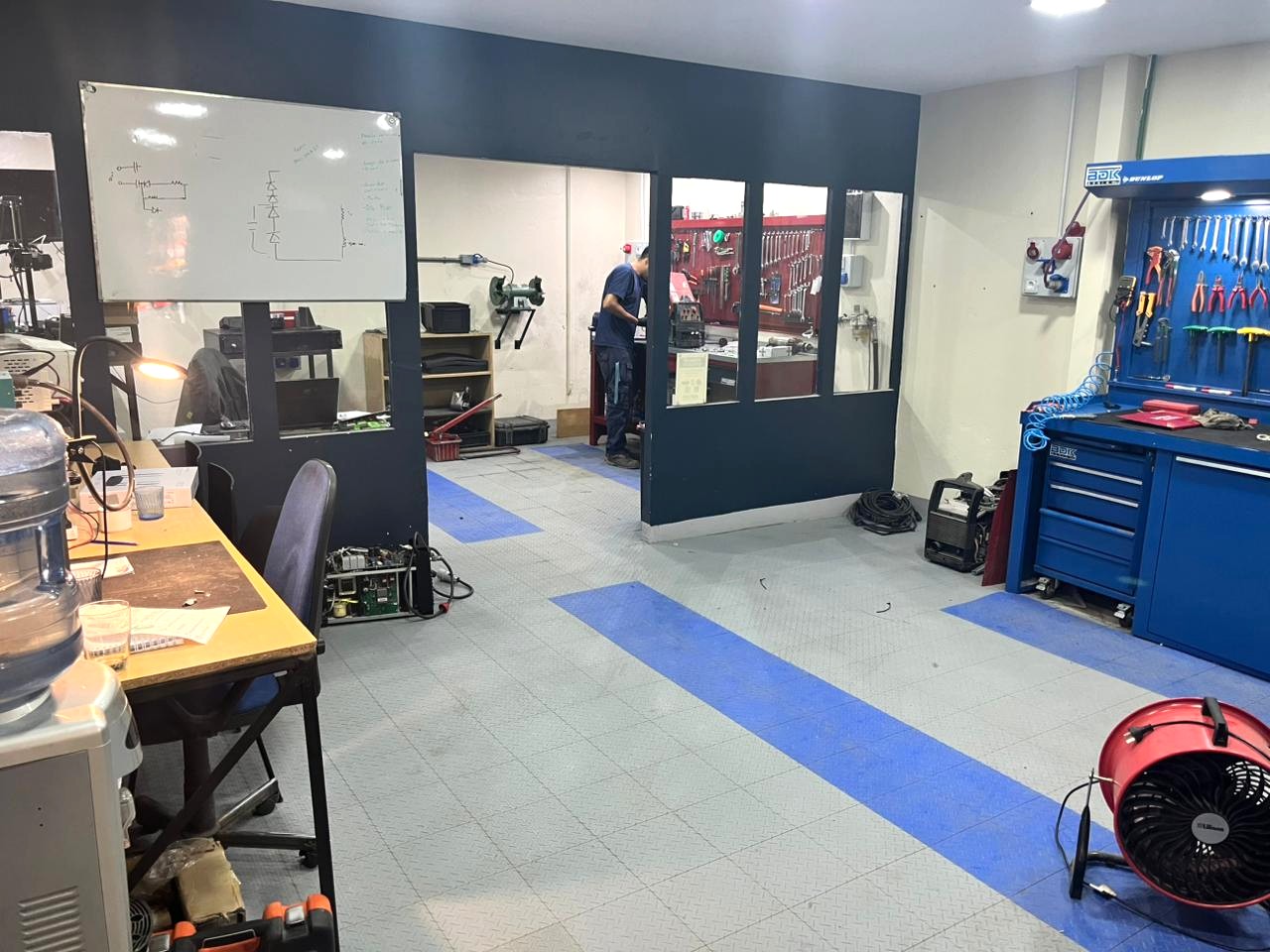 irb sa Ingeniería y Representaciones Bahienses Venta alquiler equipos insumos industriales torqueo Montaje industrial Taller autorizado soldadura hytorc lincoln electric maus italia